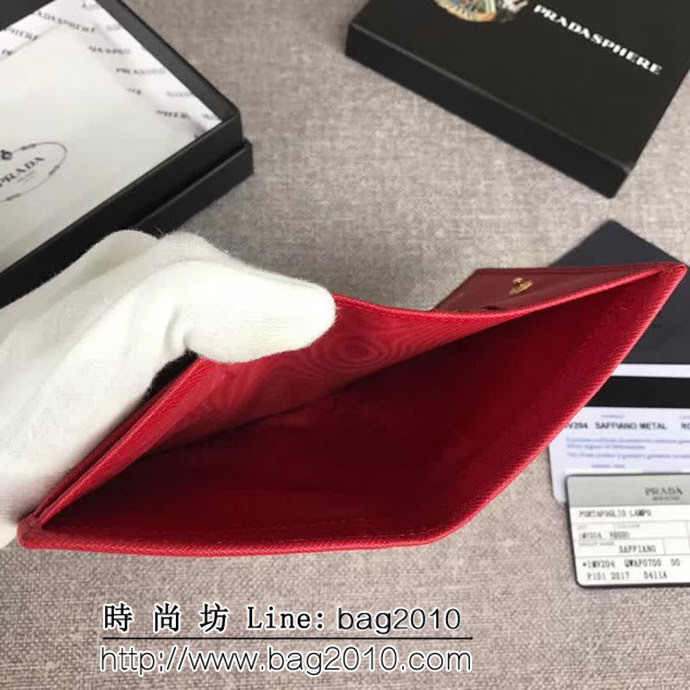 PRADA普拉達 經典爆款 頂級原單十字紋牛皮 女士短皮夾 1MV204 DD1408